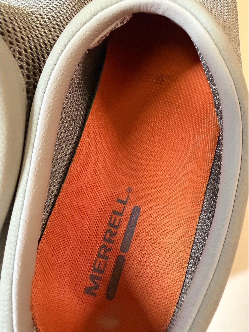 Merrell Gray Mesh Slip-On Clogs - Picture 5 of 9